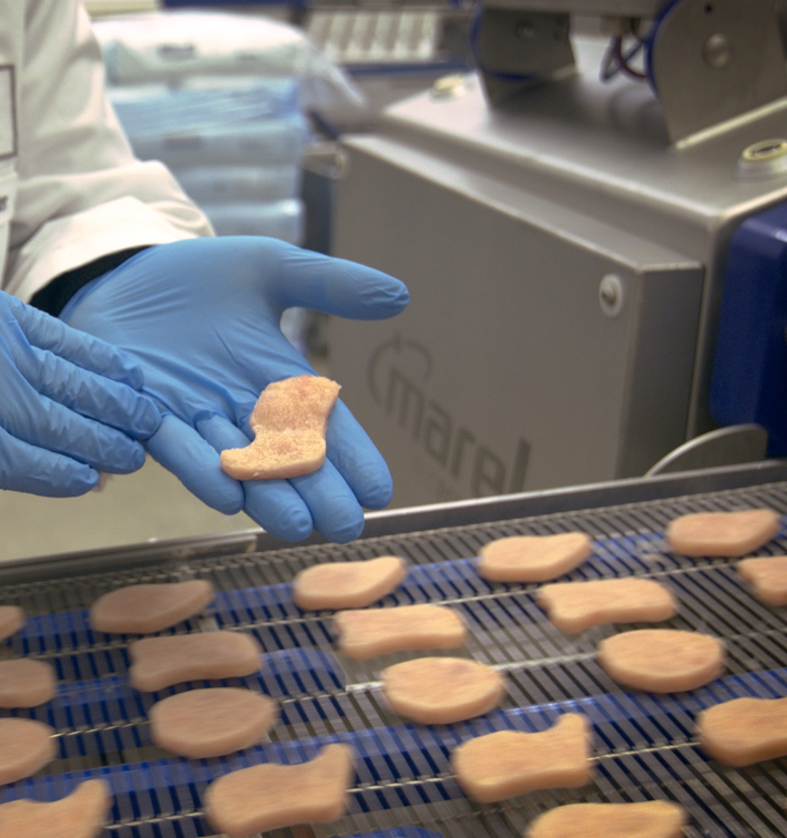 OSI Create better quality convenience products with a Marel RevoPortioner 1000 in their food processing production line