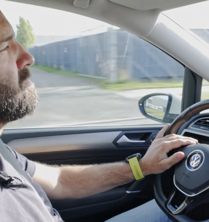 Field Service Engineer Jobs Video Thumb