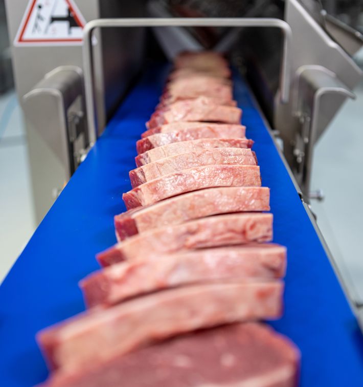 Portioning Pork Loin PUMA Belt