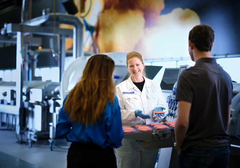 People 2022 134 Food Technology Demo Center